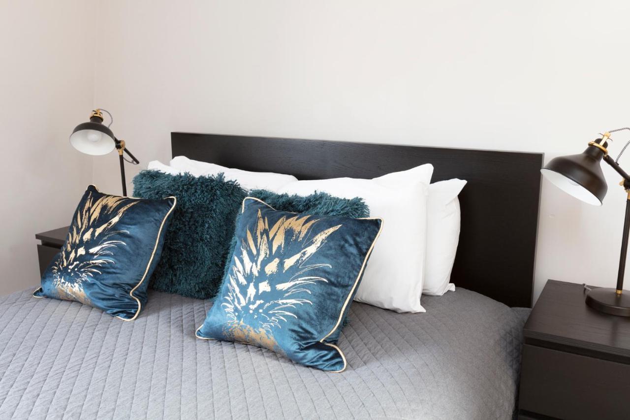 Holiday home Fabulous Town House With Parking
