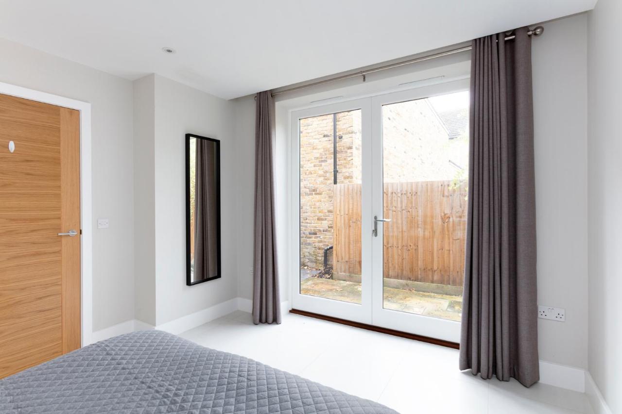 Holiday home Fabulous Town House With Parking