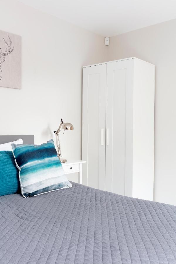 Fabulous Town House With Parking Holiday home Windsor