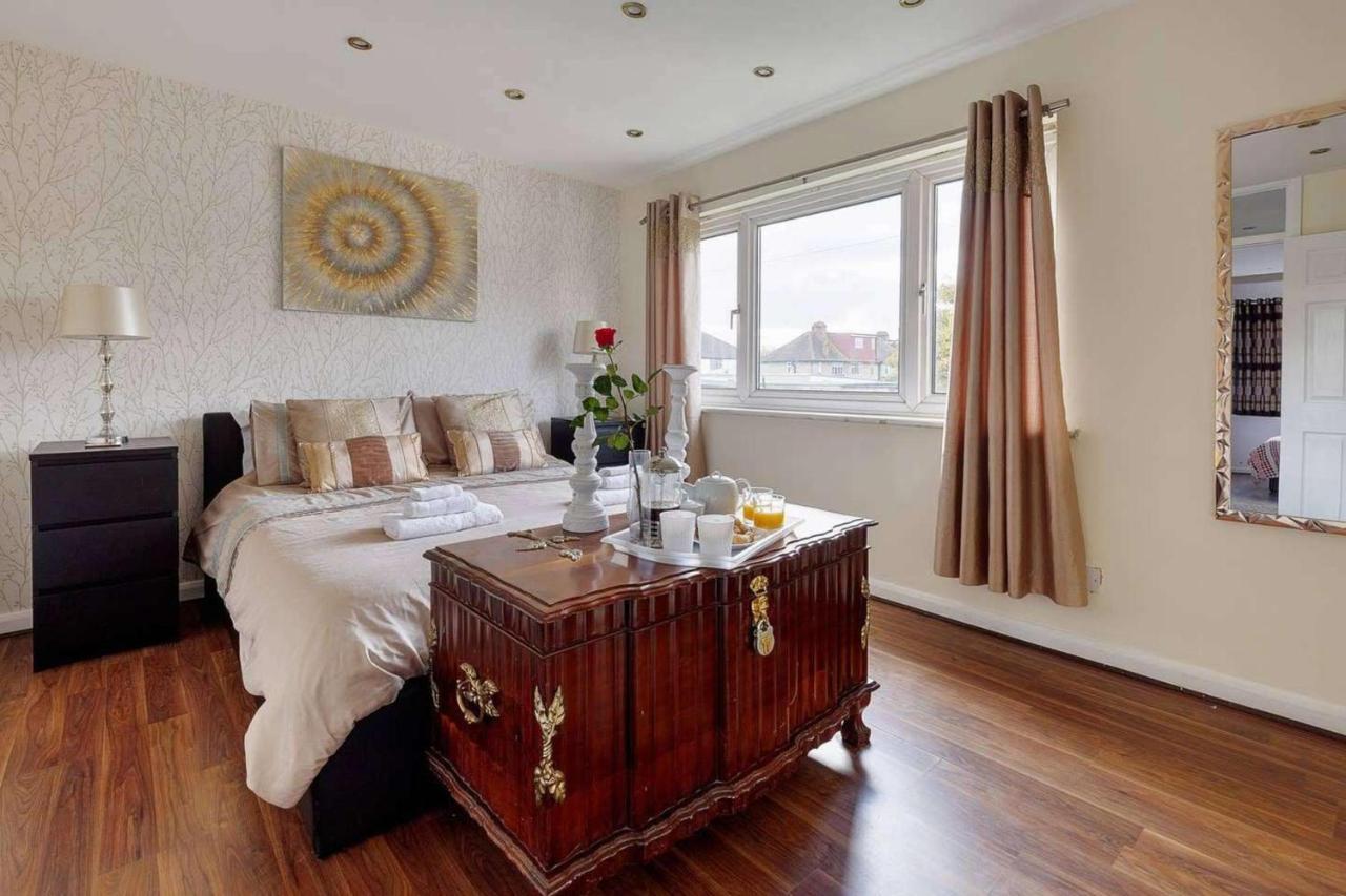 Holiday home Cosy 3 Bed Home, Families And Contractors, Direct For Rates Windsor