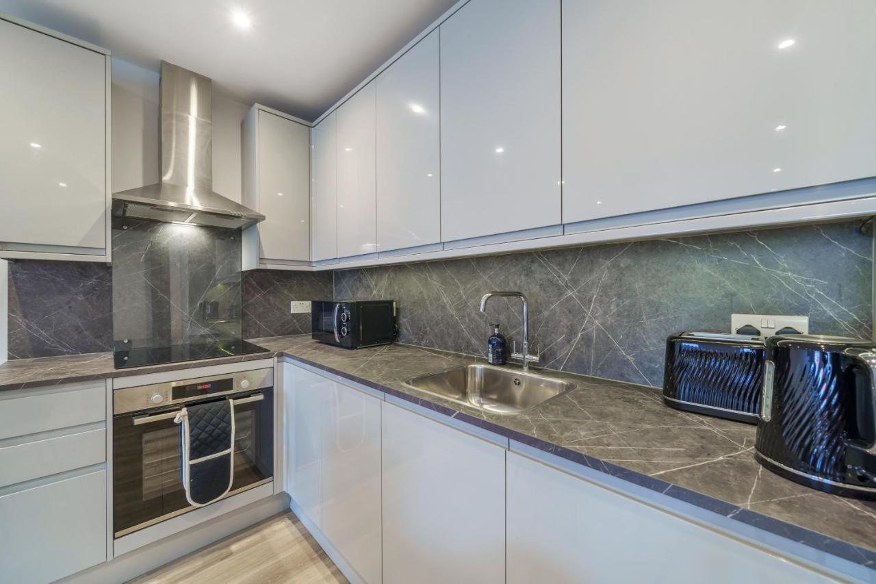 Smart Living By Lawsons * Windsor
