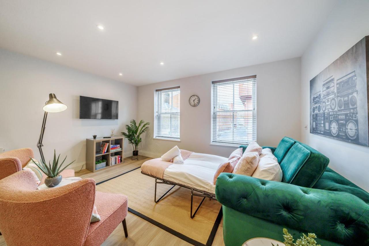 Smart Living By Lawsons Apartment