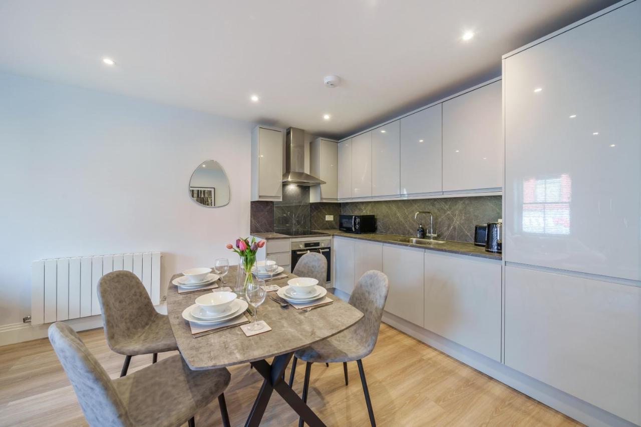 Smart Living By Lawsons Apartment