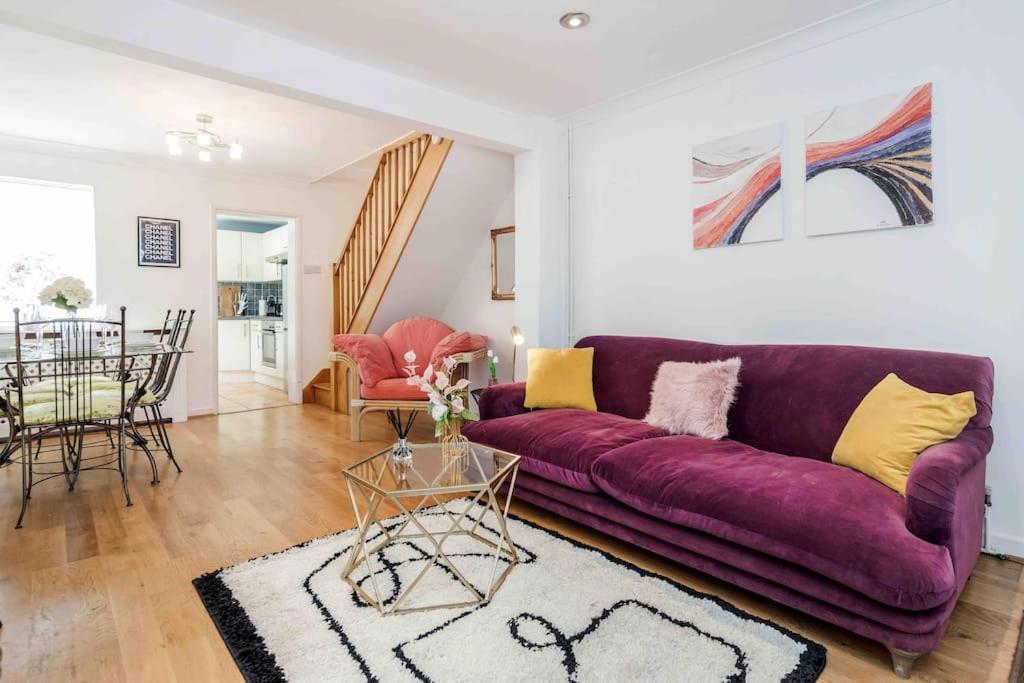 Stunning Victorian 3 Bed House Holiday home Windsor