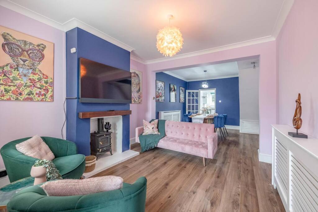Victorian Cottage, Close 2 The Sights, Parking * Windsor