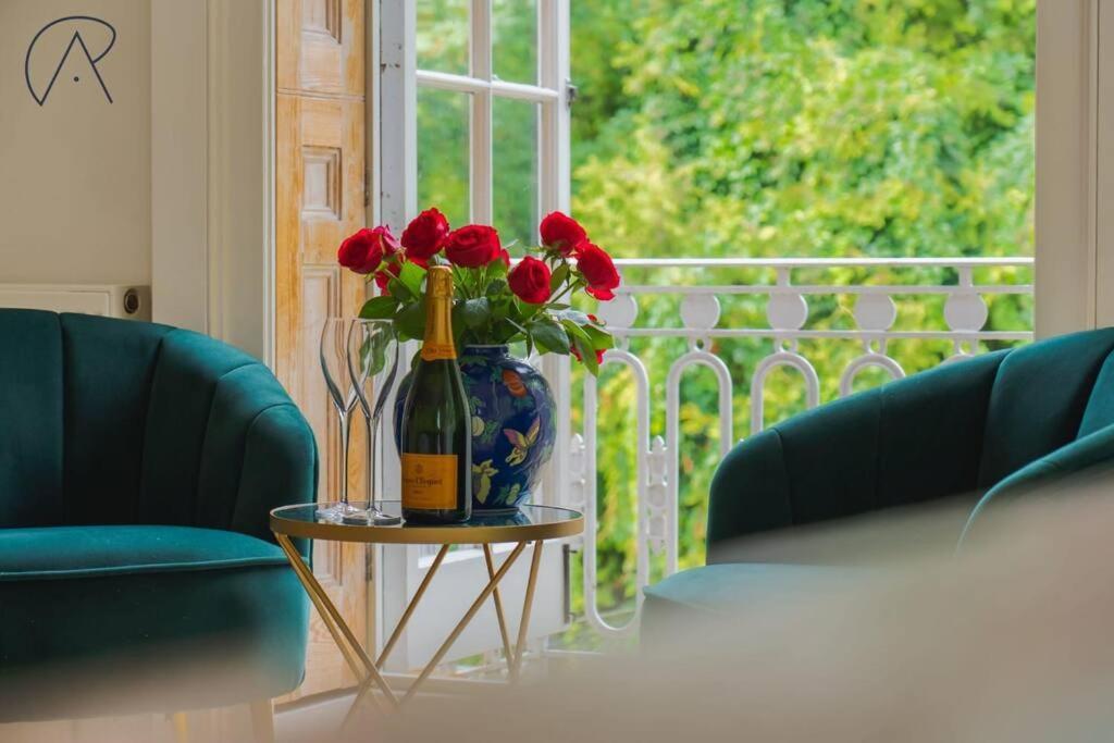 The Old Mill House, Riverside Hidden Gem! Holiday home