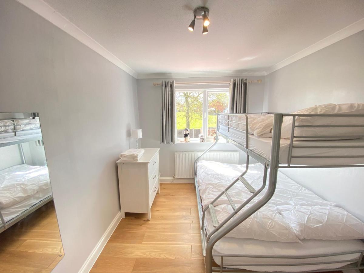 Apartamento Three Bedrooms House In *