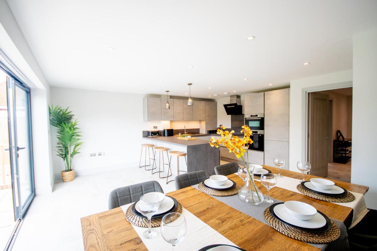 Princes Close - Spacious Modern Luxury * Windsor