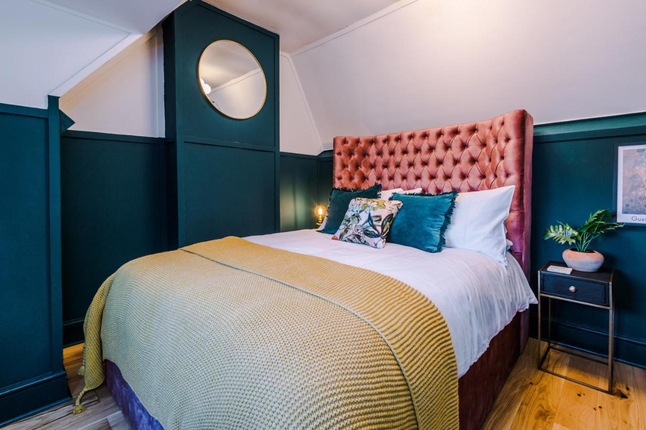 Casa By Grace: Luxury 4-bed For Groups Holiday home *