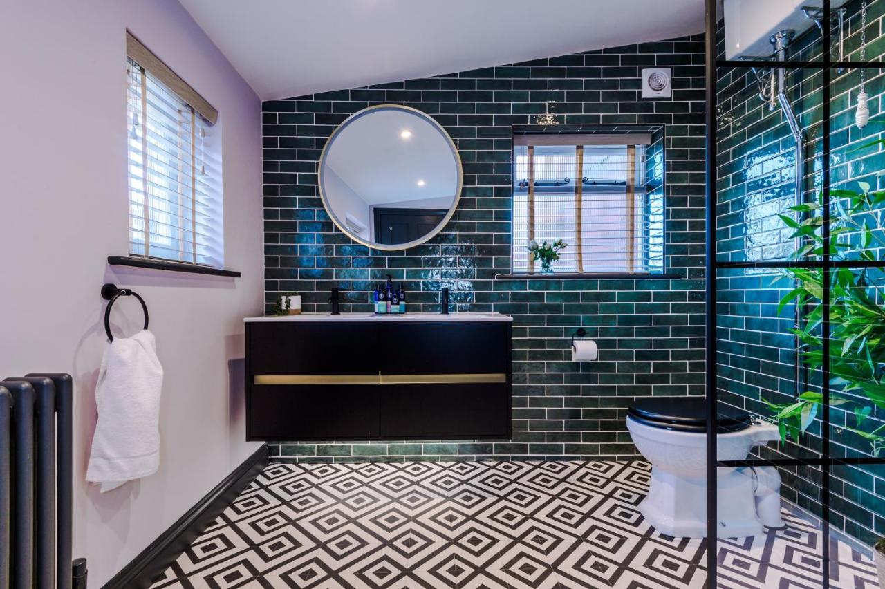 Casa By Grace: Luxury 4-bed For Groups Holiday home Windsor