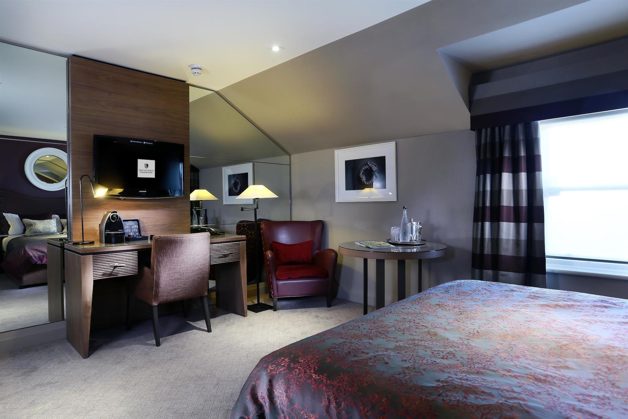 Hotel Macdonald