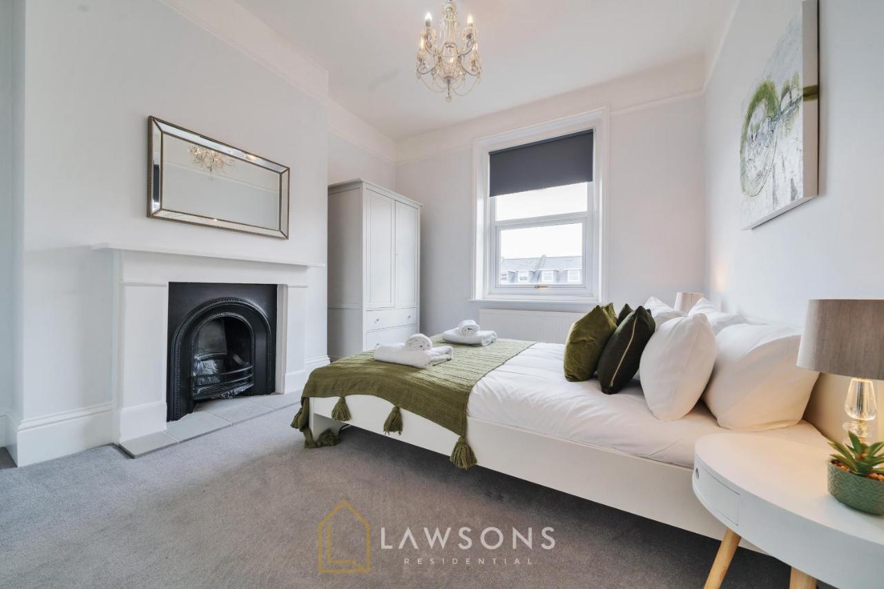 Holiday home Living By Lawsons With Parking Windsor