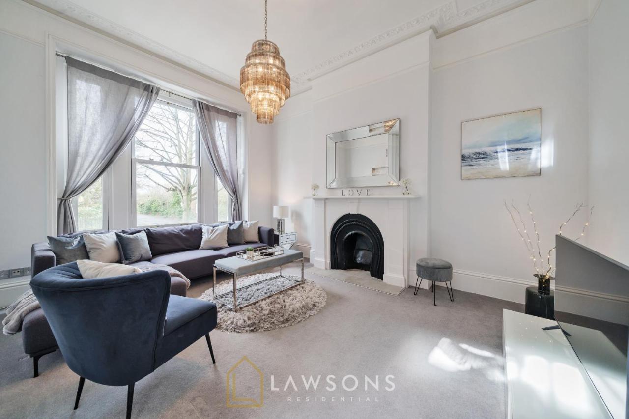 Holiday home Living By Lawsons With Parking Windsor