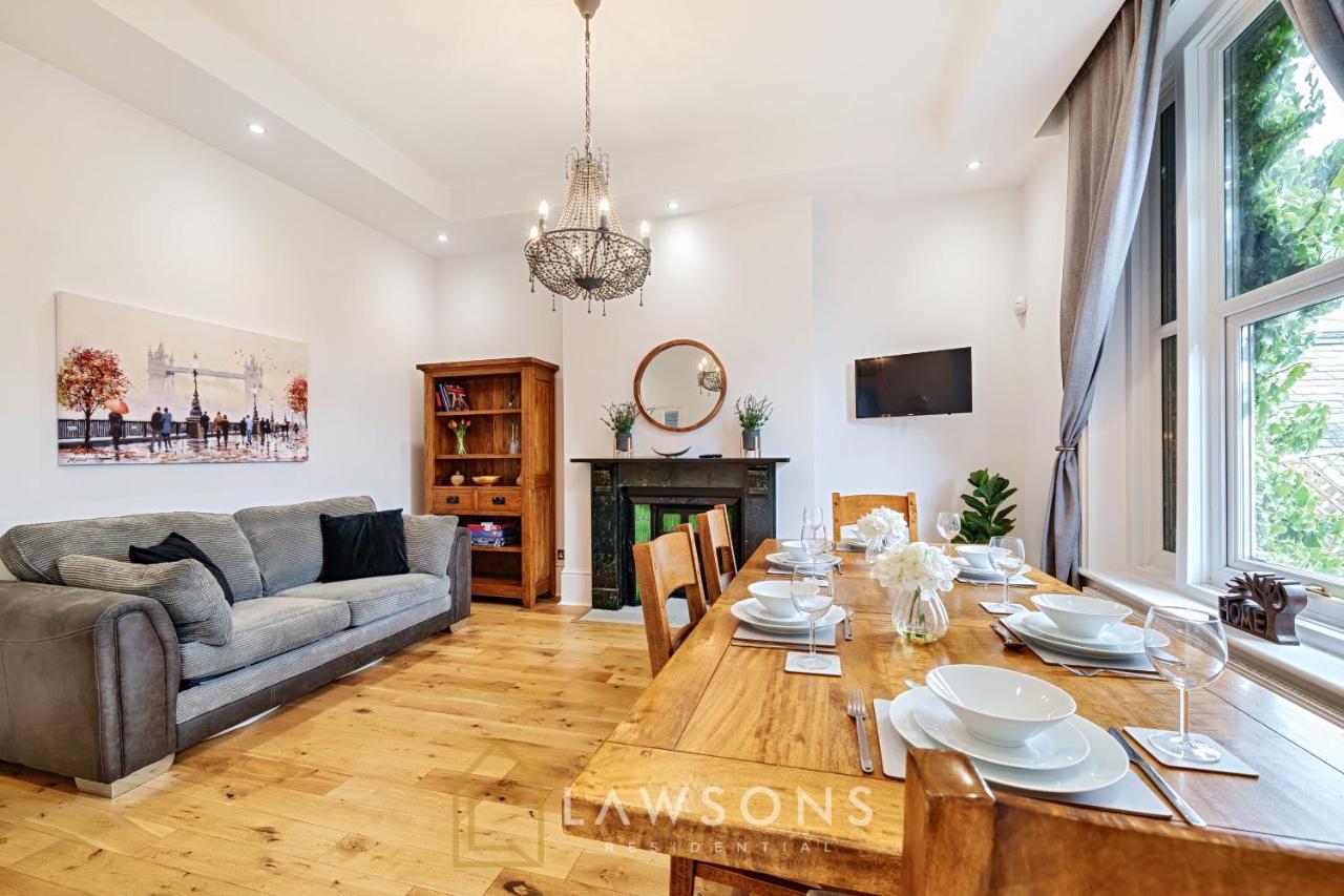 Holiday home Living By Lawsons With Parking Windsor