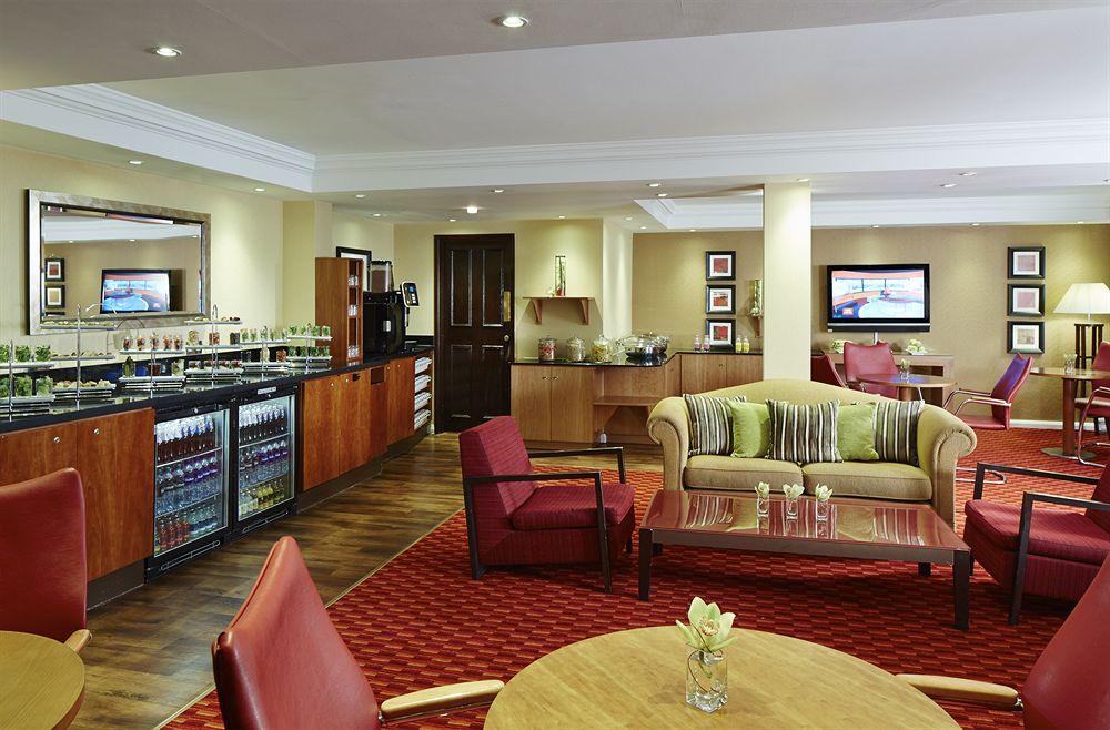 Delta By Marriott Heathrow Hotel 4*
