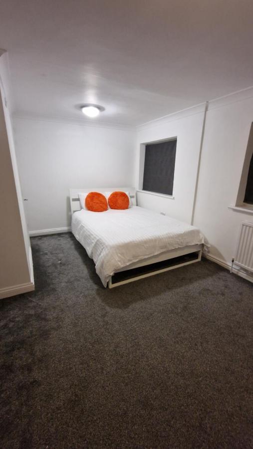 Comfort Sleep - With Shared Facilities * Windsor