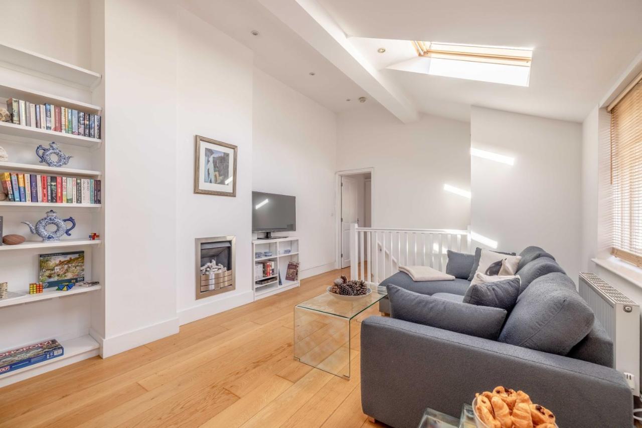 Gem: 1-bed Oasis Near Castle *