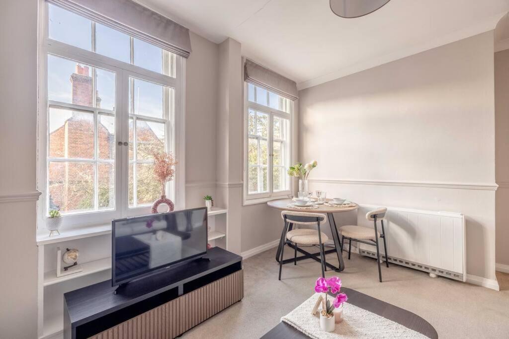 Apartment Castle Chic: 1br,parking *