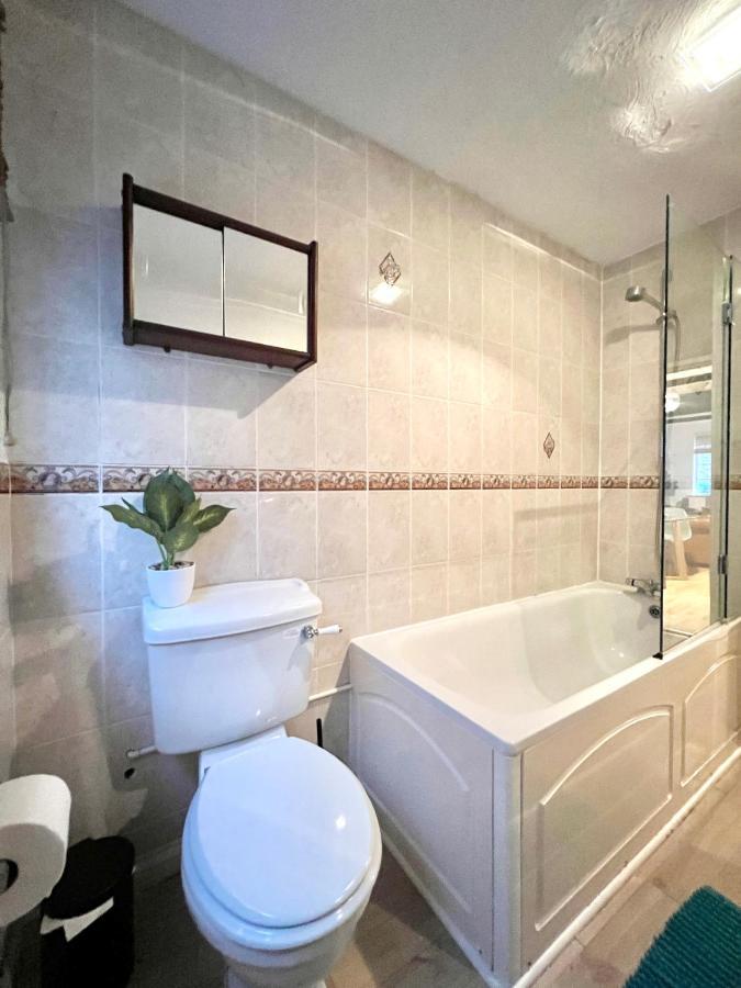Charming Cottage, Incredible Location, Castle Doorstep Holiday home