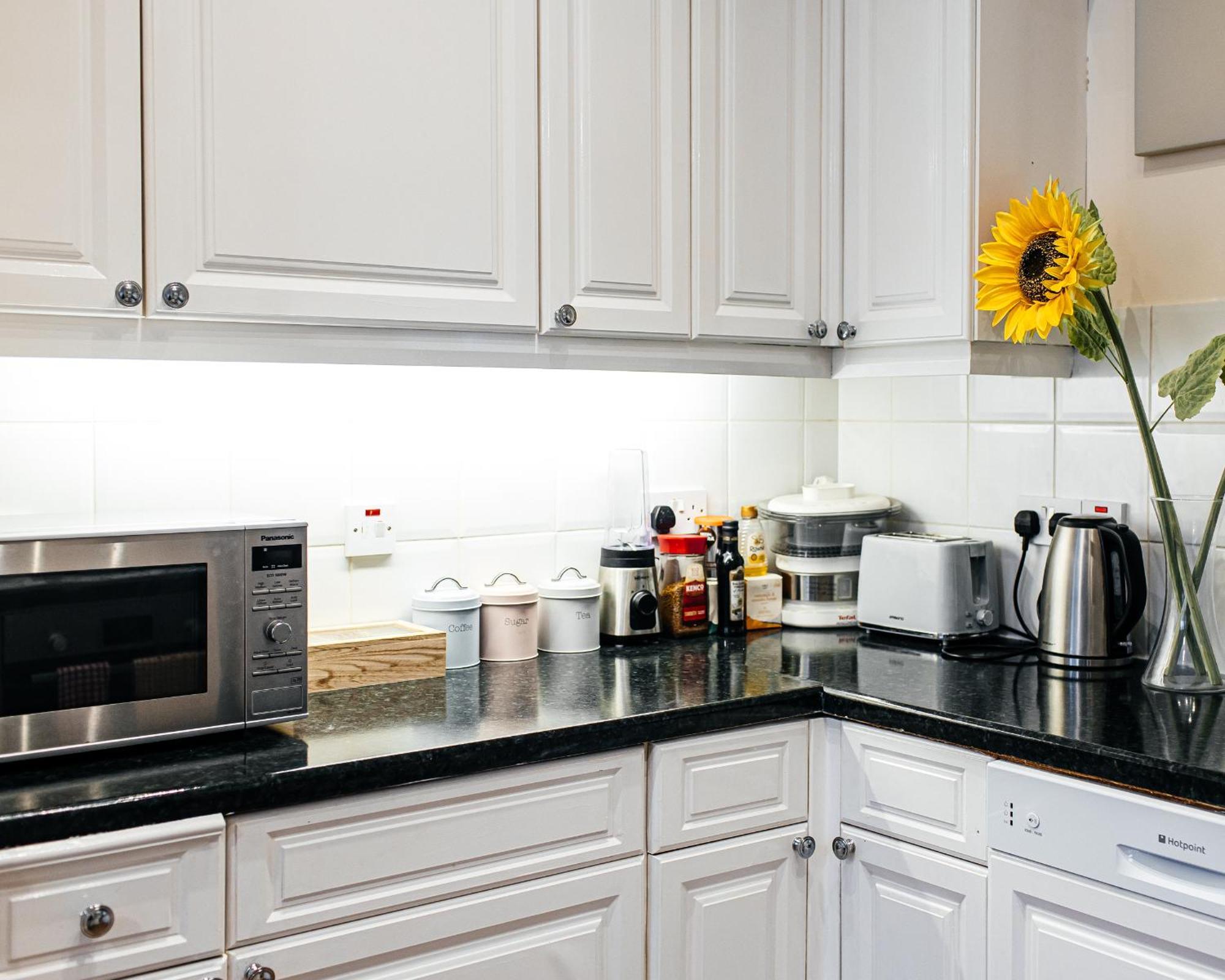 Apartment Royal Castle Retreat: Three-floor Near Attractions Windsor