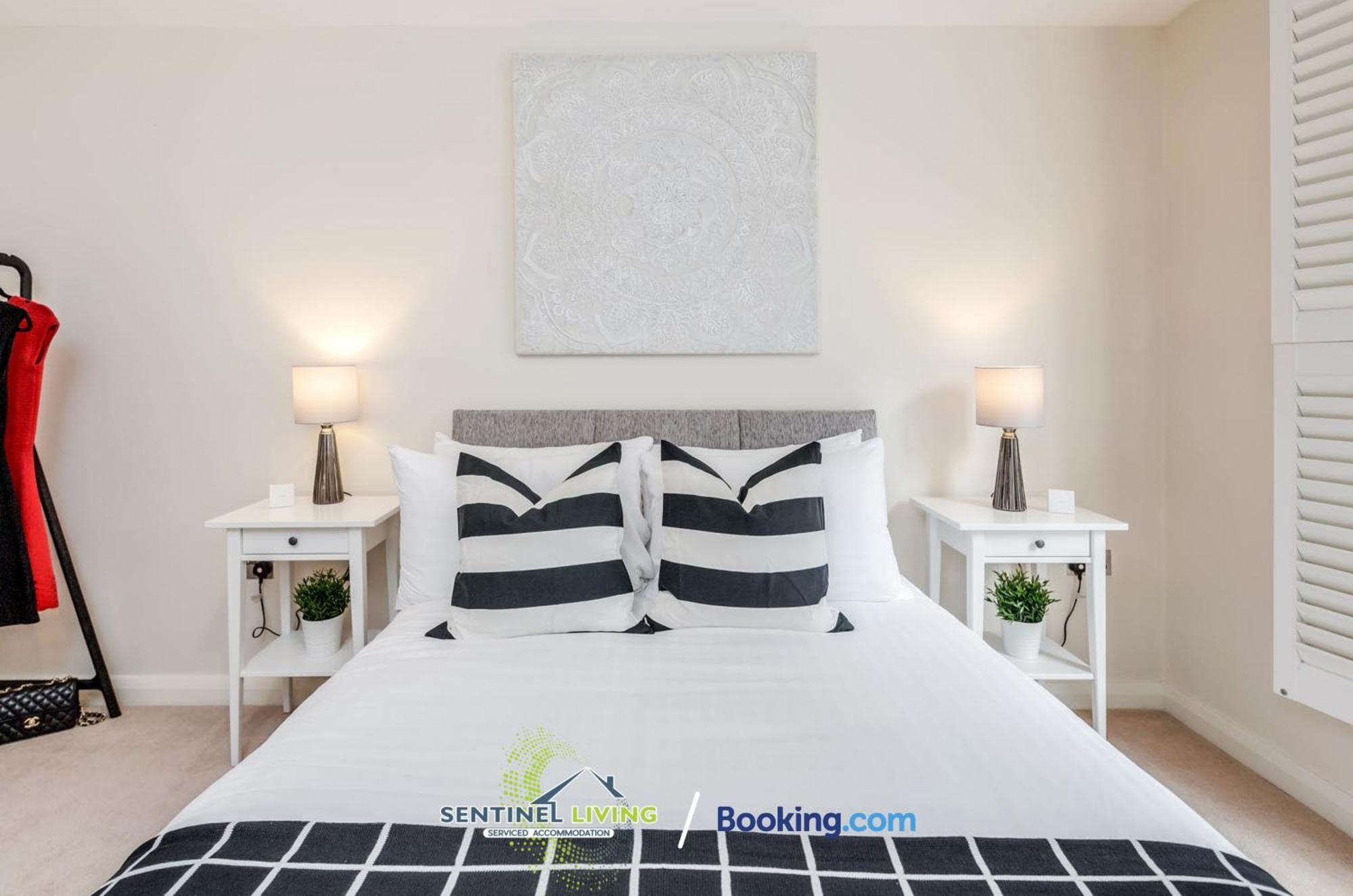 Apartment Sentinel: 2-bedroom Serviced With Free Wi-fi *