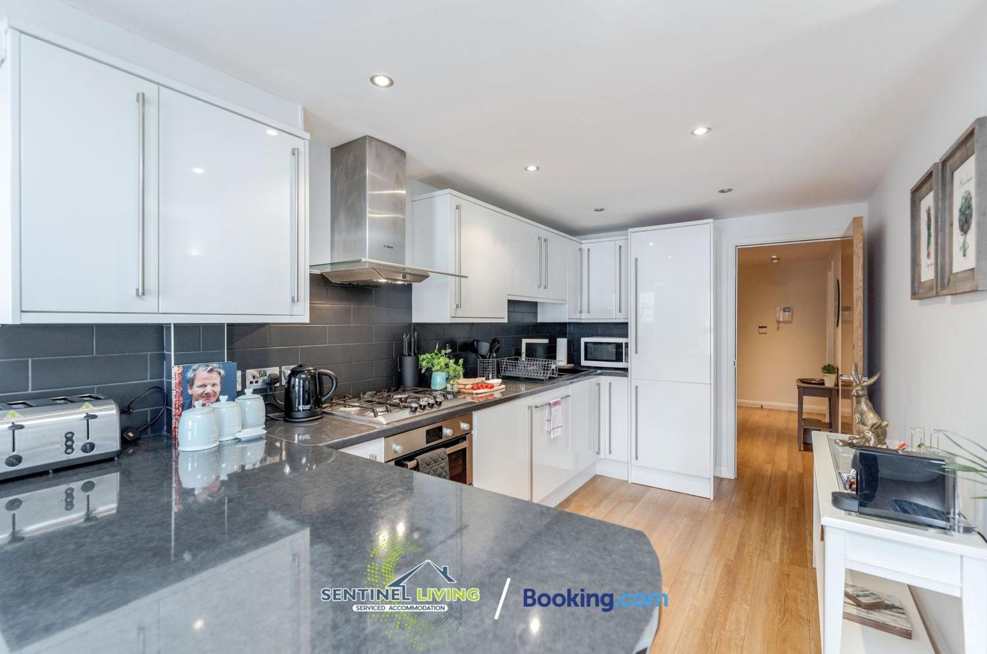 Sentinel: 2-bedroom Serviced With Free Wi-fi Apartment