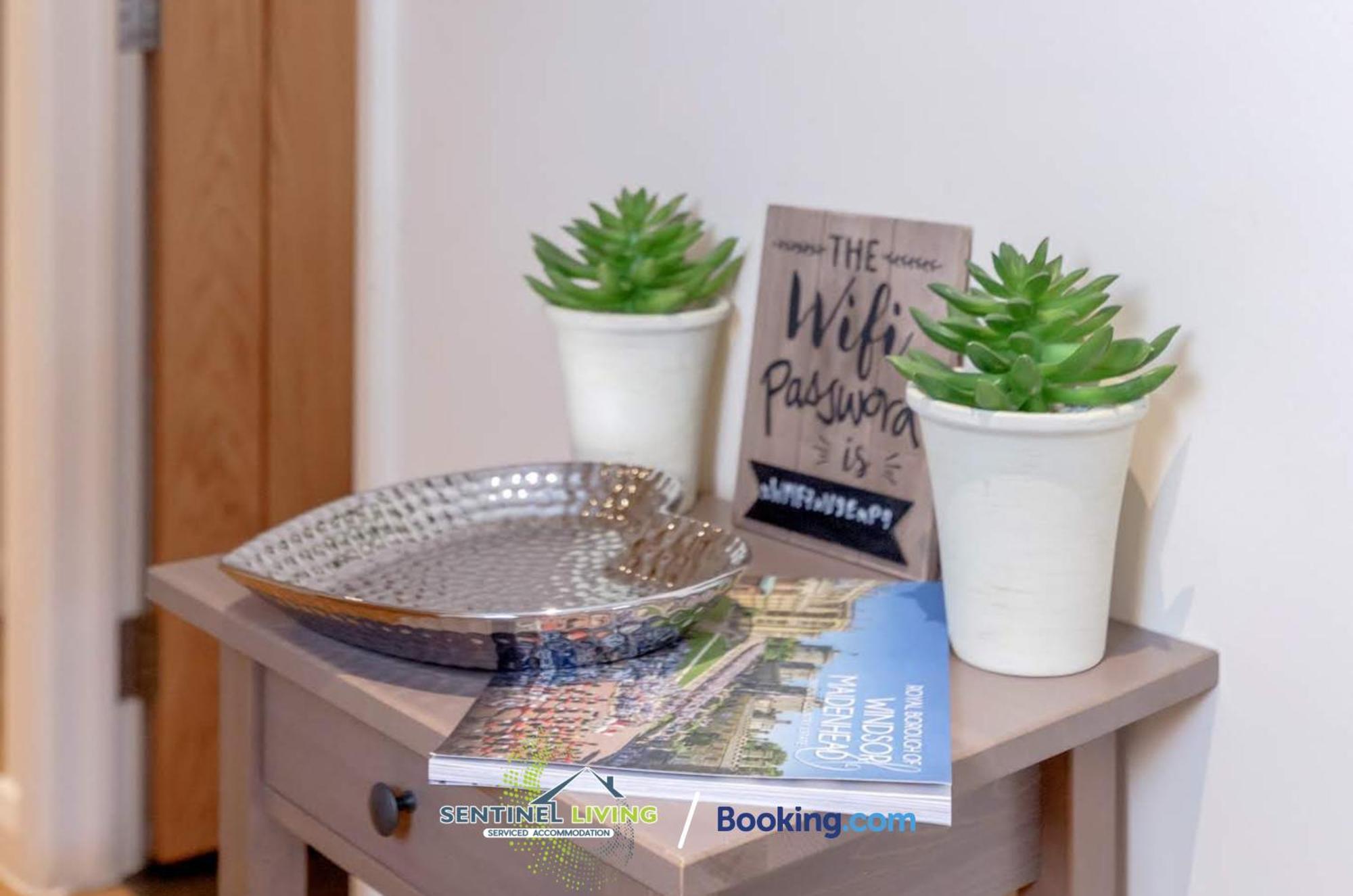 Apartment Sentinel: 2-bedroom Serviced With Free Wi-fi *