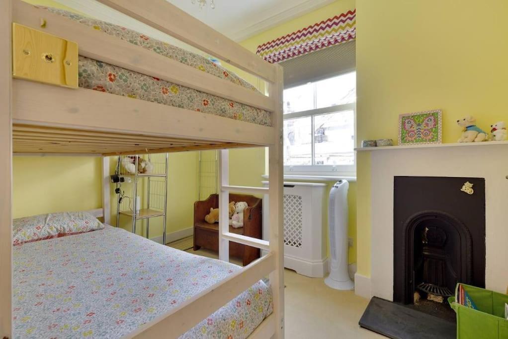 Villa Windsor/legoland/ascot Charming 3br In Centre Windsor