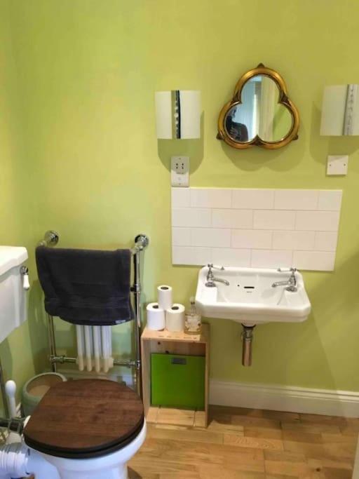 Windsor/legoland/ascot Charming 3br In Centre Villa Windsor