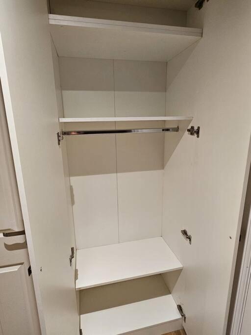 Entire En-suite In With Free Parking Windsor