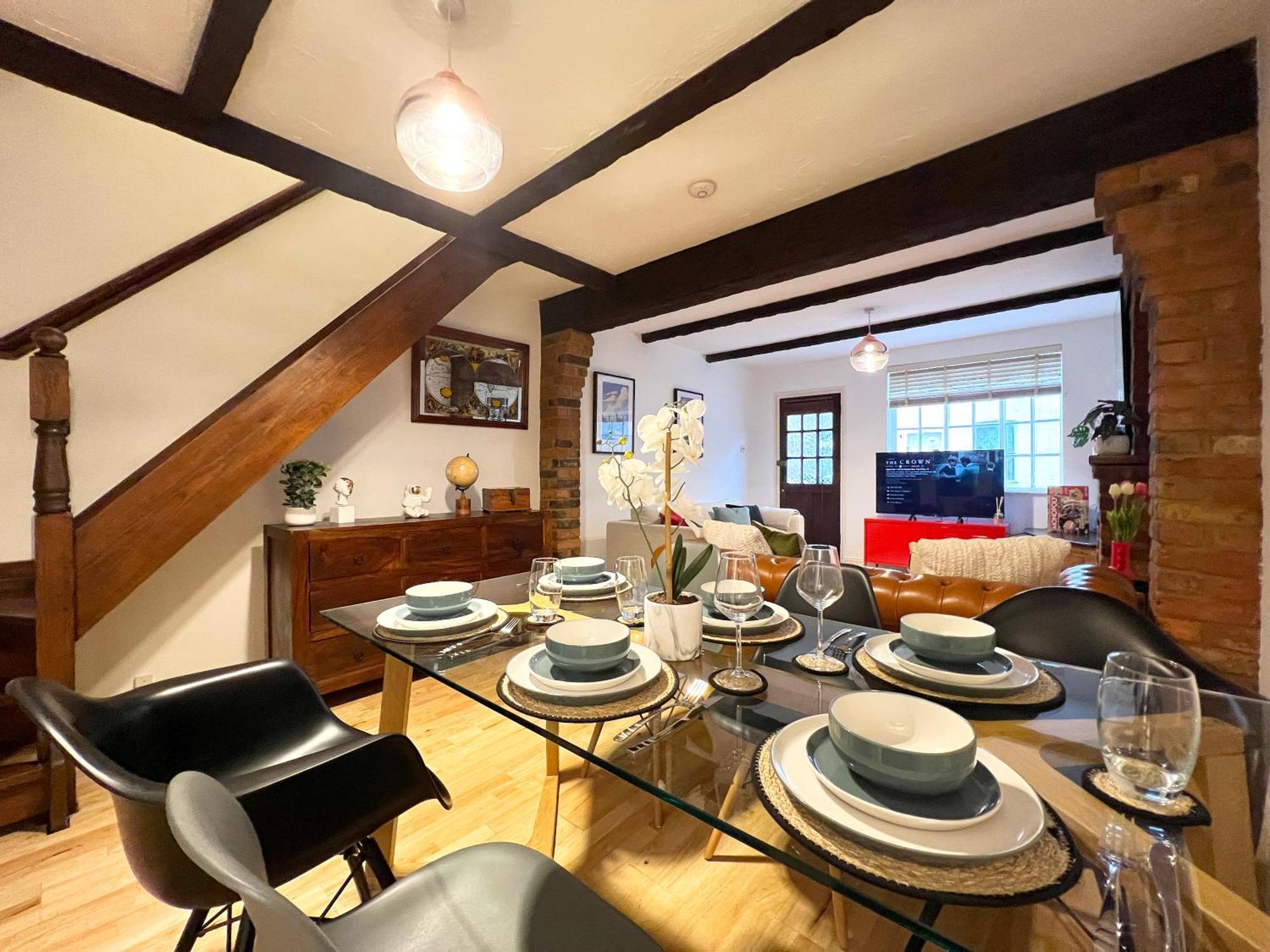 Holiday home Charming Cottage, Incredible Location, Castle Doorstep *