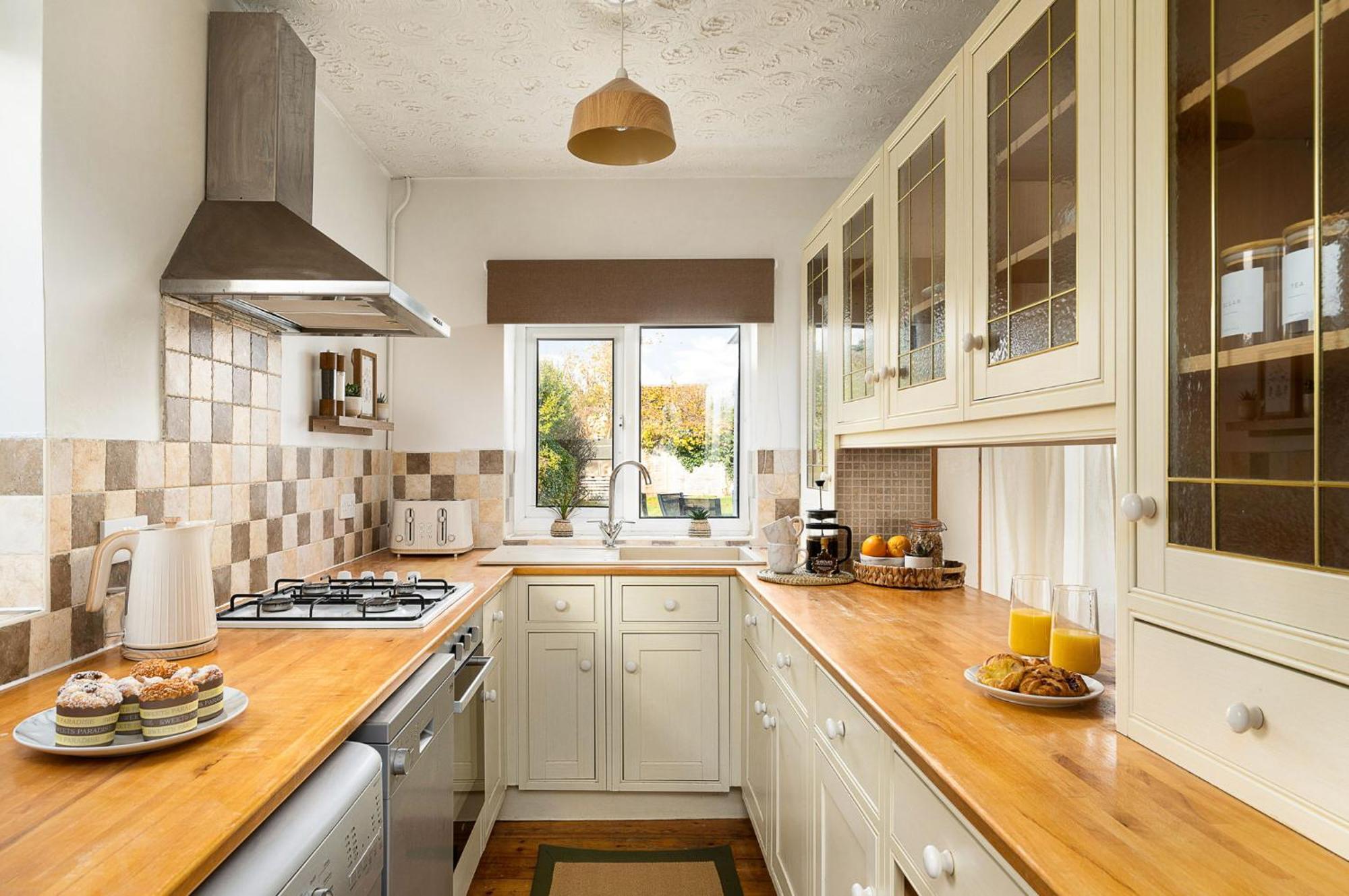 Apartment House In Hosted By Nicola