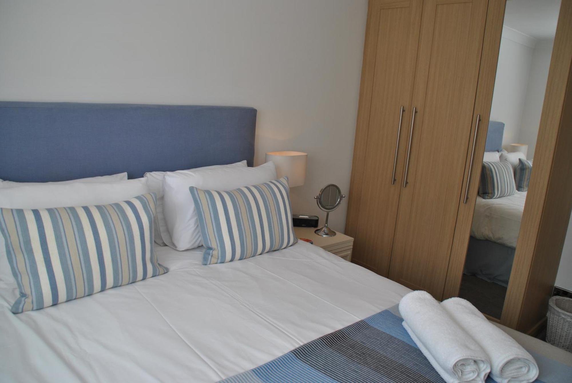 Apartment Alexandra Court One Bedroom Central Windsor Flats With Parking