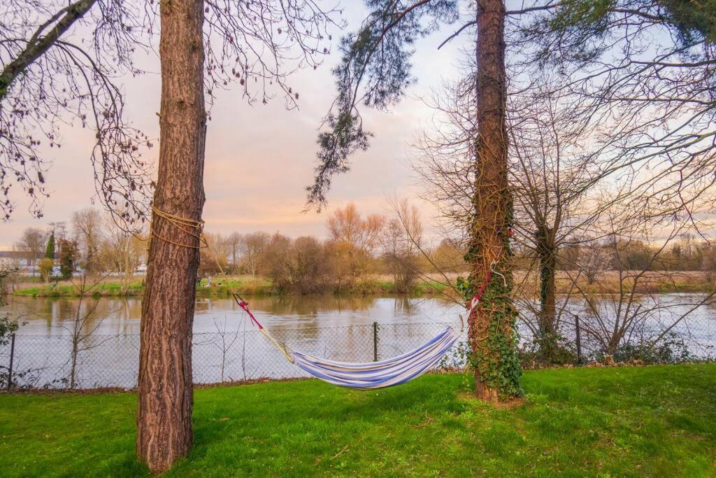 Wellness Escape By River, Sauna, Heated Pool, Hot Tub