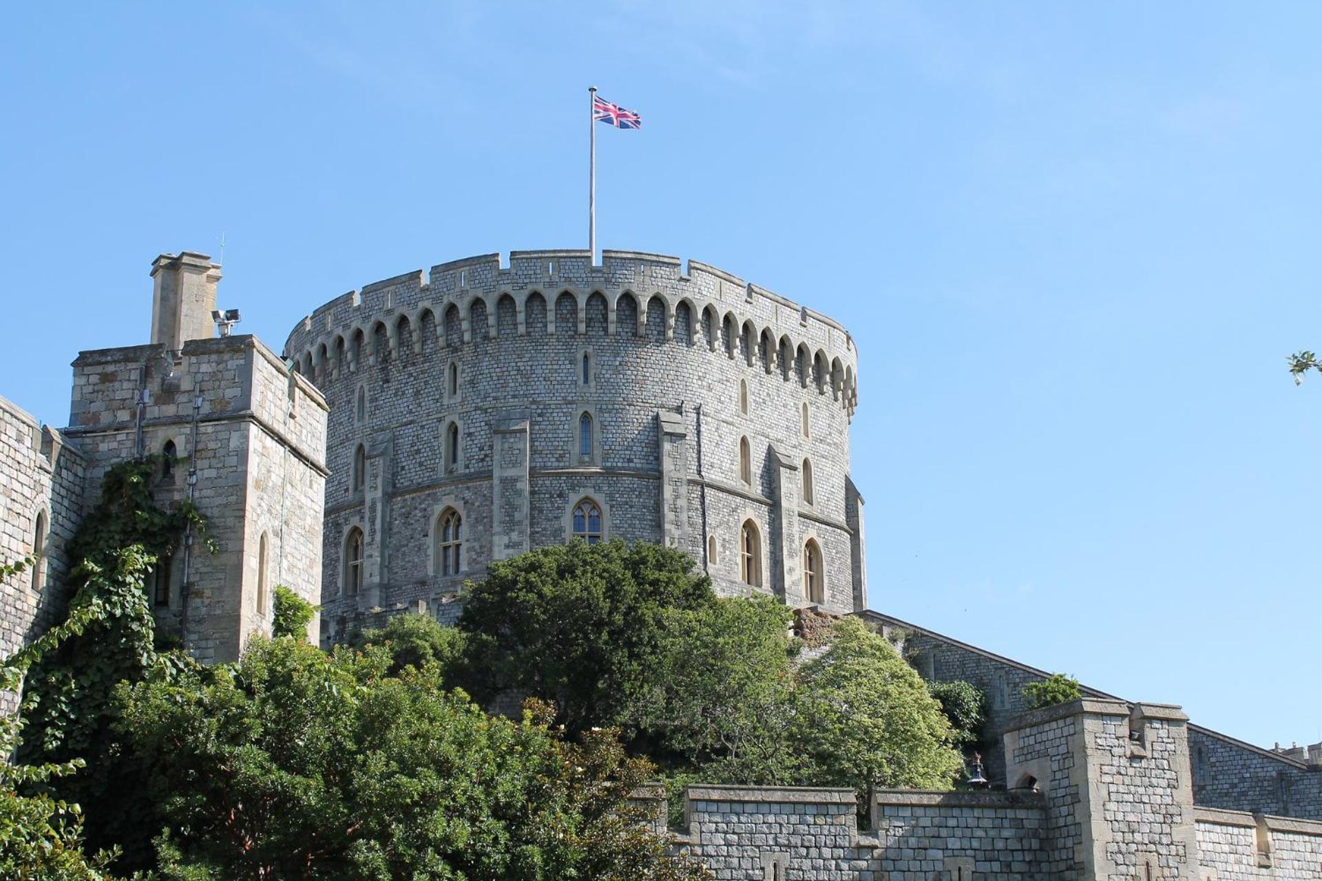 Charles House - Castle
