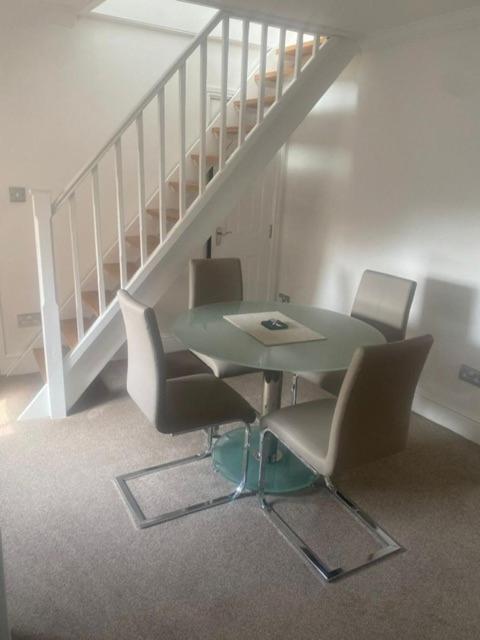 Letting Serviced - Guards View, *