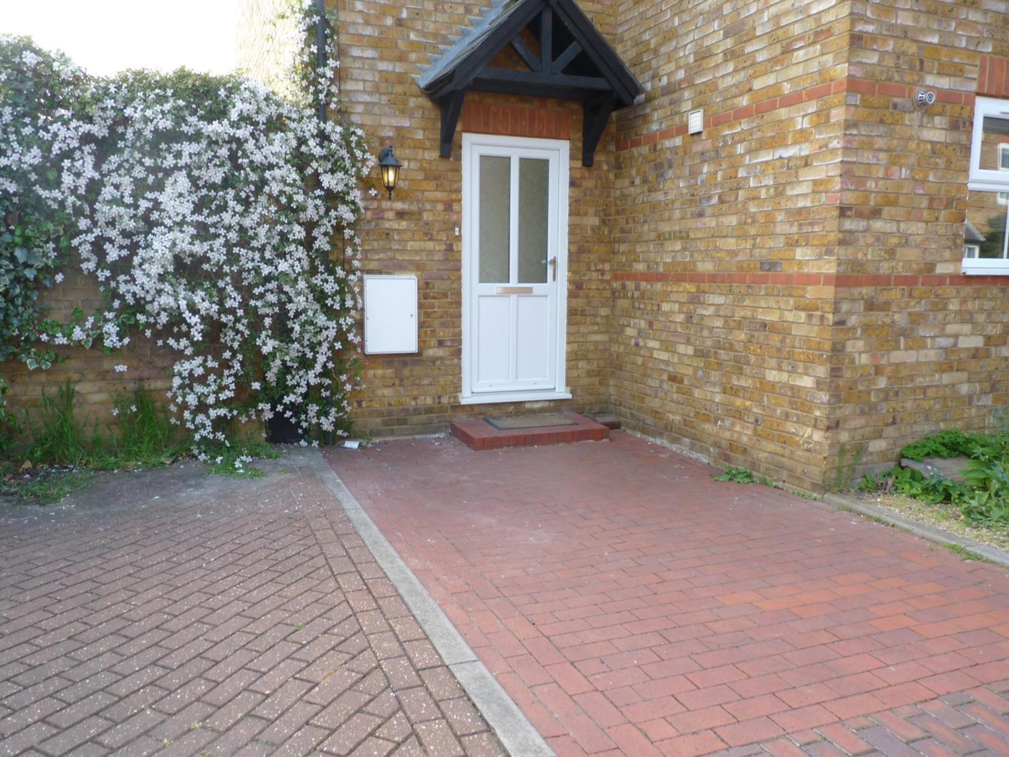 Garfield Place Cosy 2-bedroom With Parking * Windsor