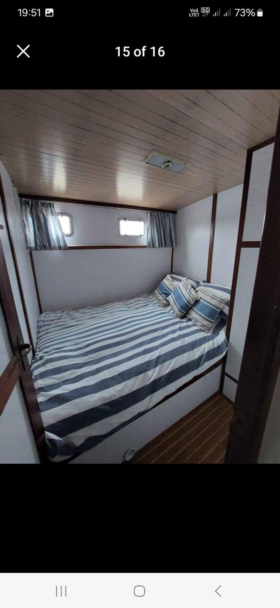 Botel High Five Boat Holidays Windsor