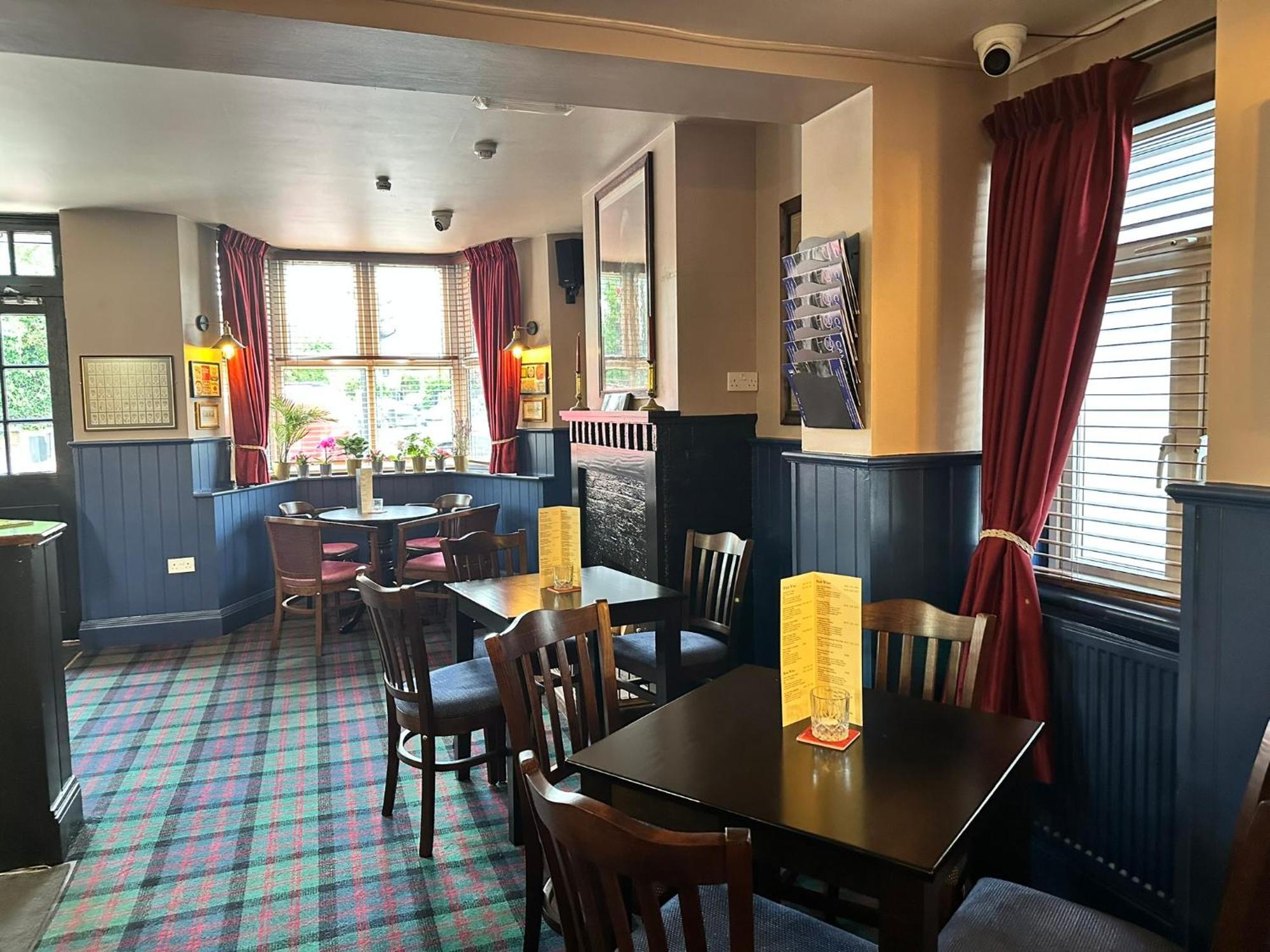 Hotel The Pub & Windsor