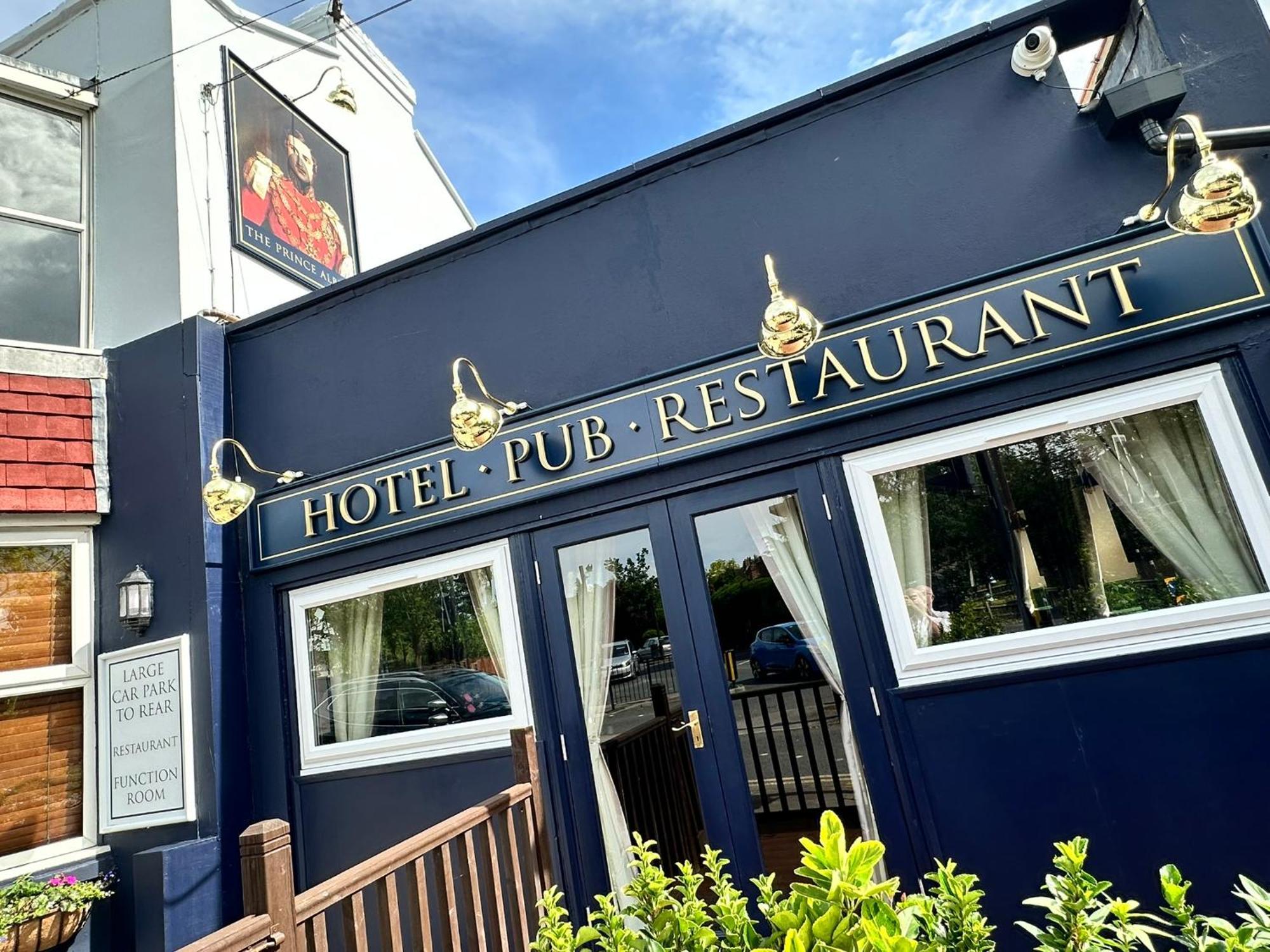 The Pub & Windsor