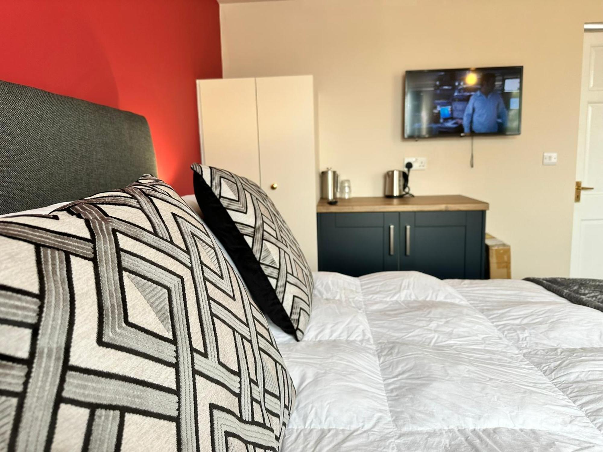 Hotel The Pub & 3*