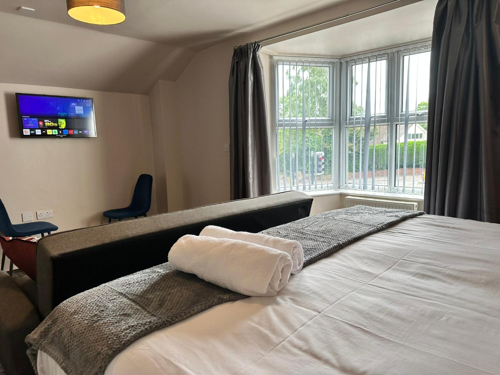 Hotel The Pub & 3*