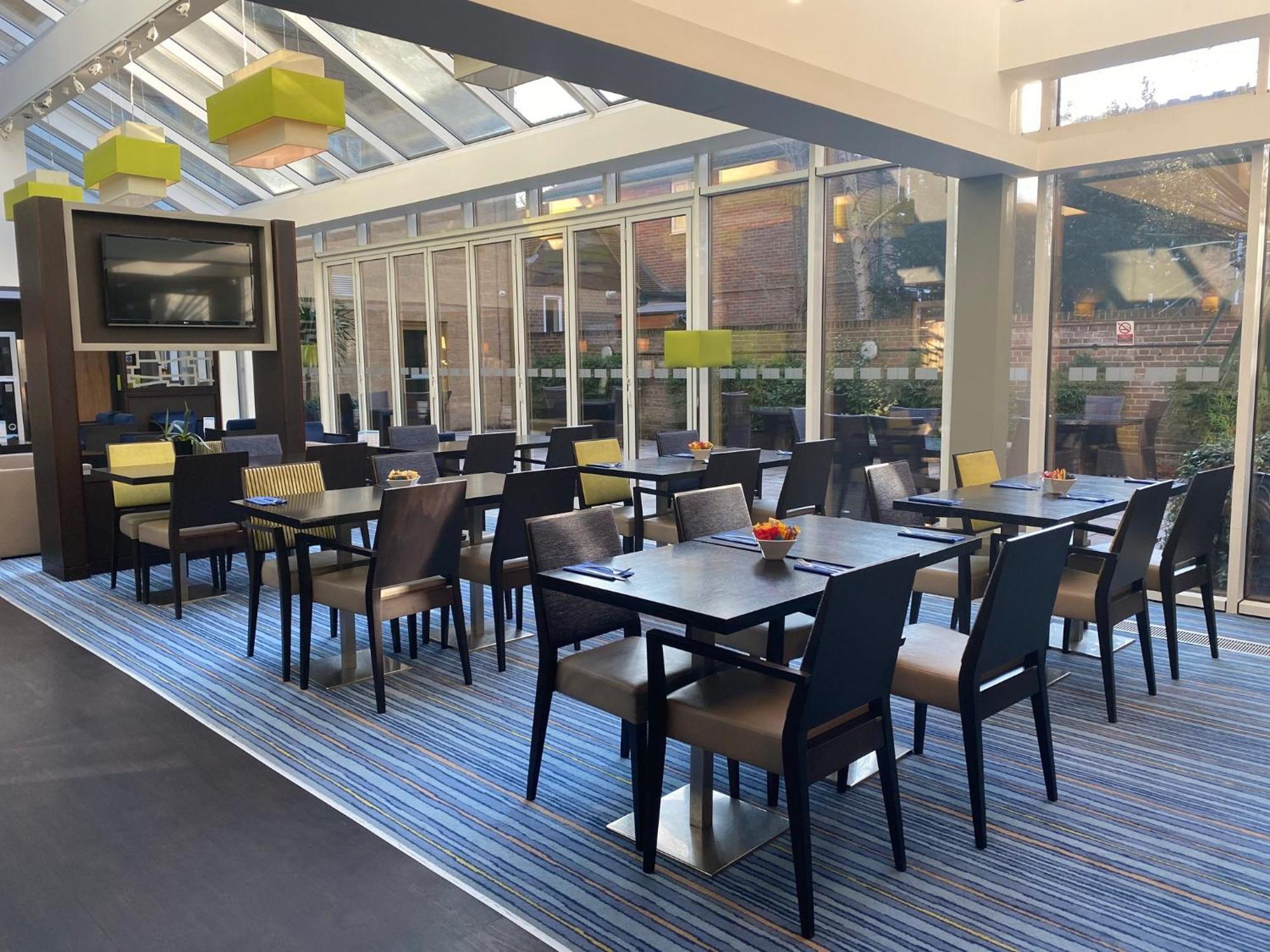 Express By Ihg Windsor