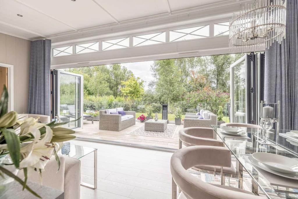 Holiday home Luxury With Hot Tub In Marina *