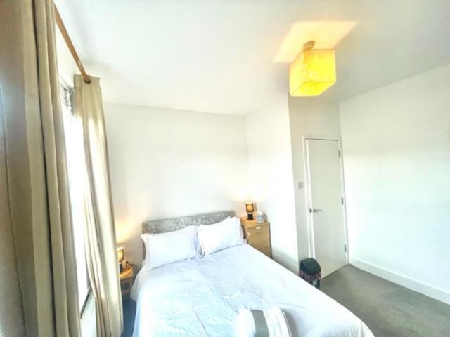 Apartment Berkshire