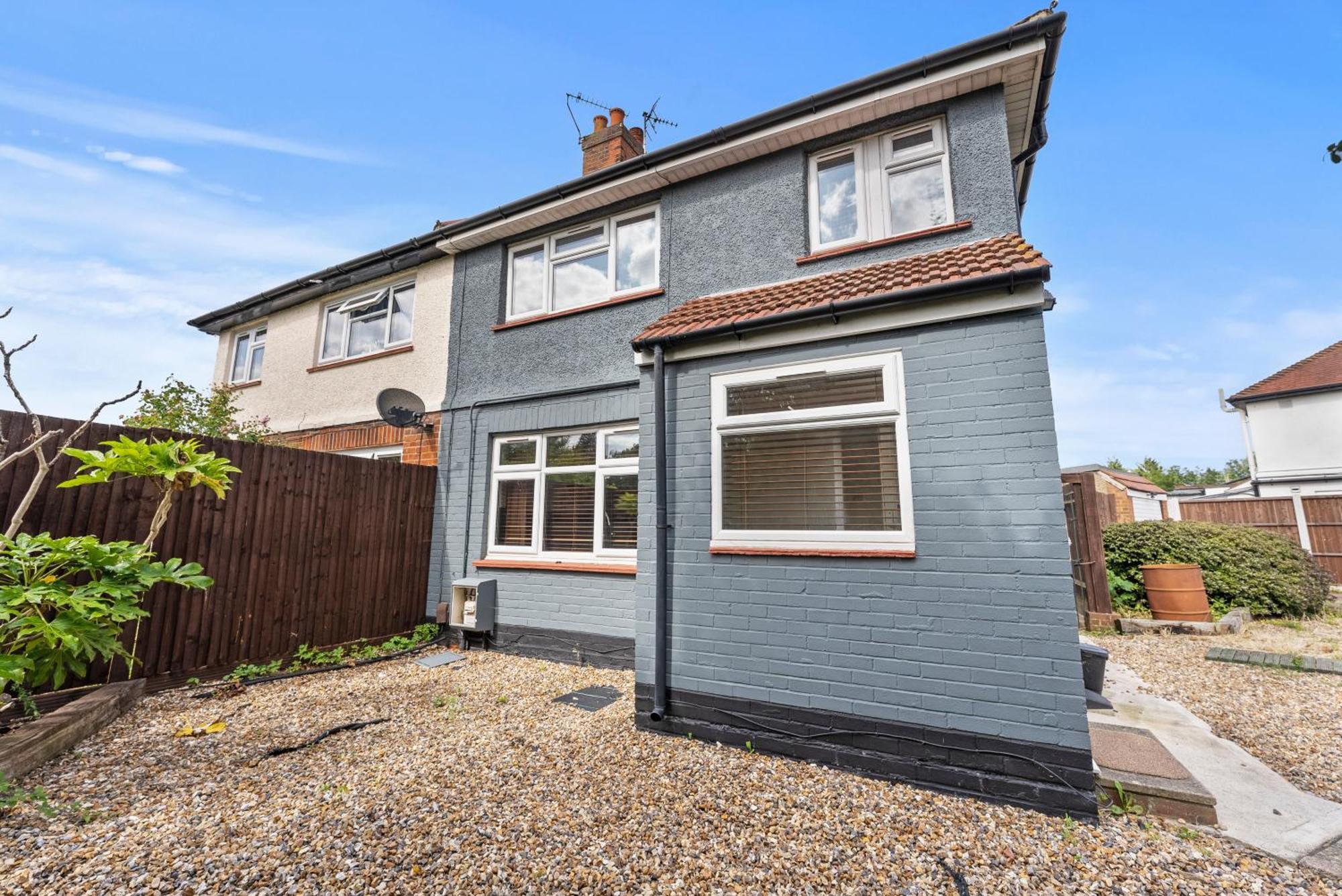 Charming 3 Bedroom House In The Heart Of Windsor Windsor