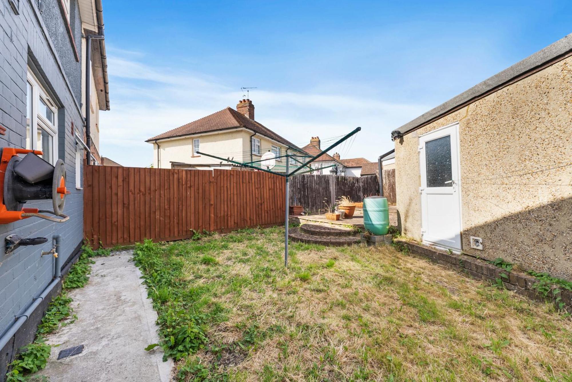 Charming 3 Bedroom House In The Heart Of Windsor Windsor