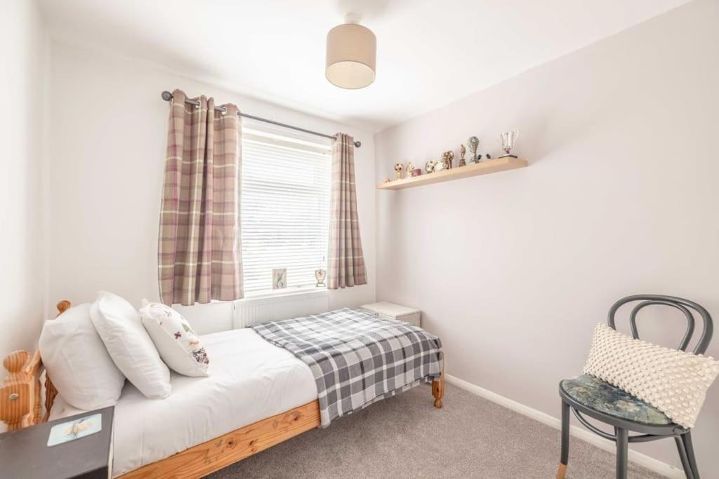 7 Sleeper Cosy In Parking & Legoland *