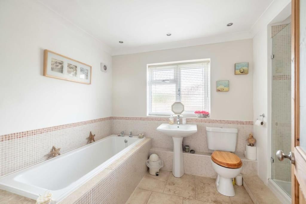 7 Sleeper Cosy In Parking & Legoland Windsor