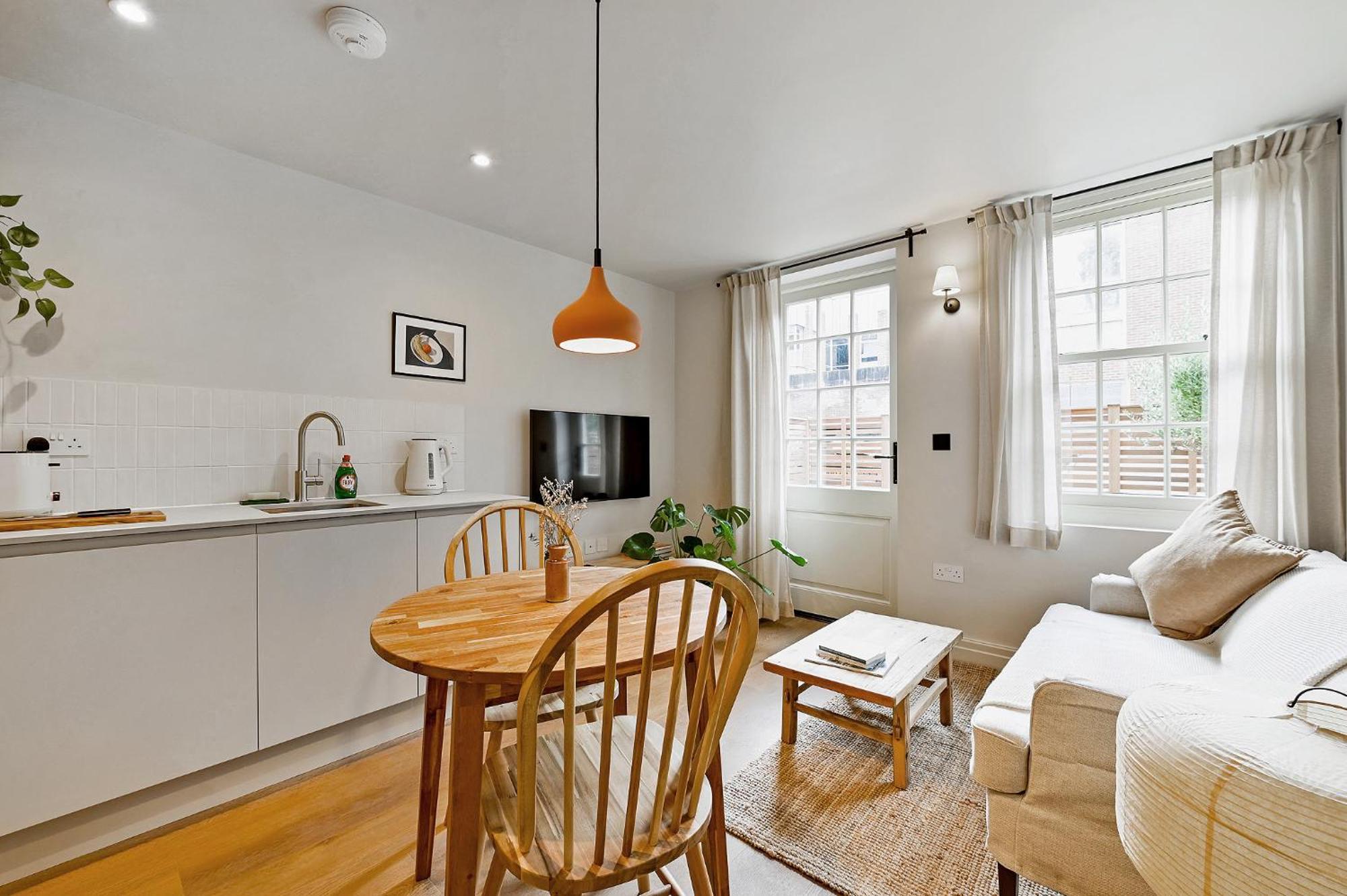 Apartment Leworth Apartments, Windsor